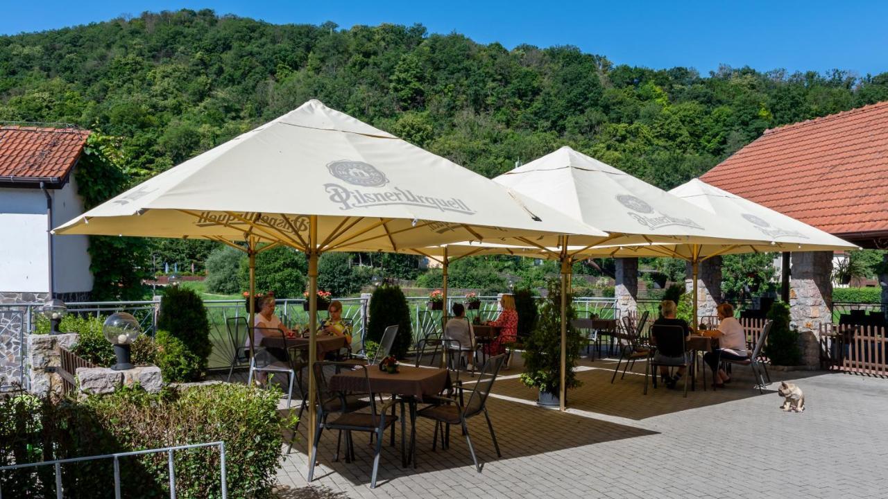 Hotel U Berounky Srbsko Luaran gambar