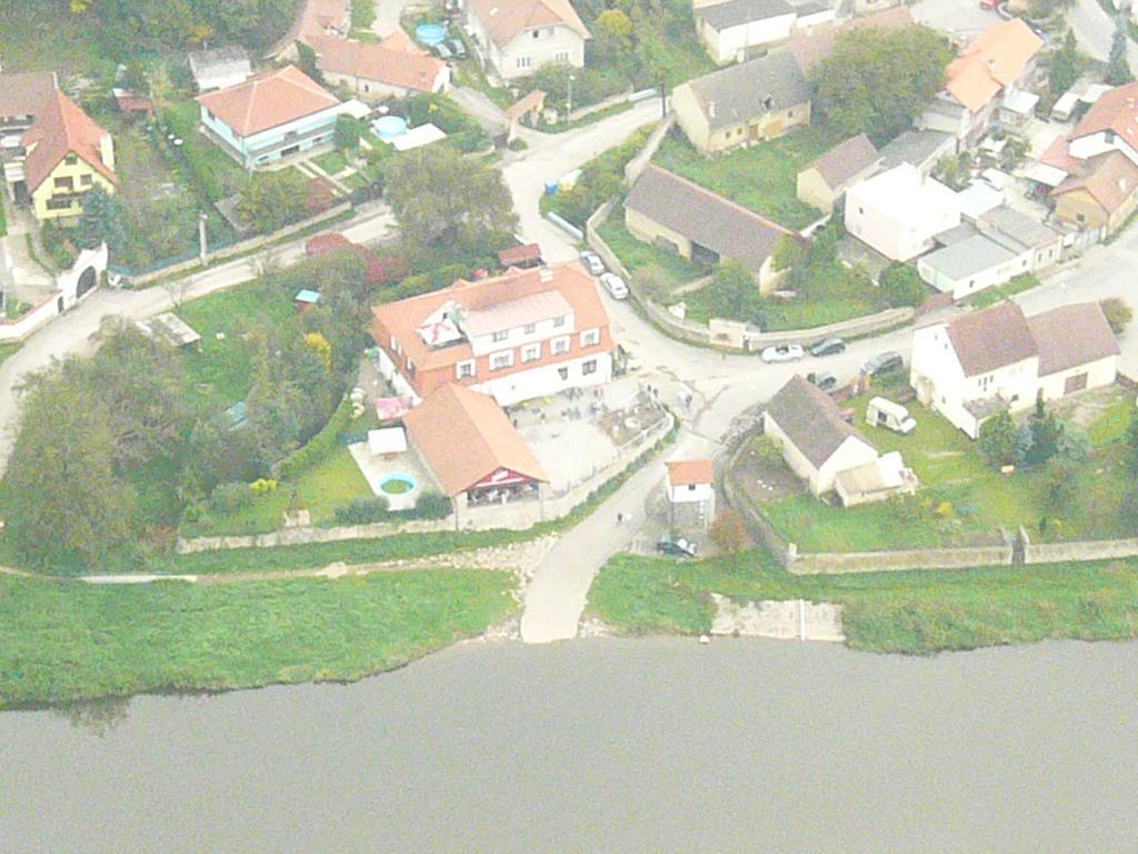 Hotel U Berounky Srbsko Luaran gambar