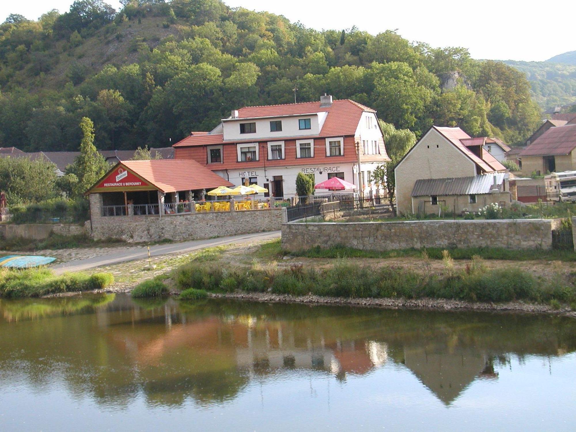 Hotel U Berounky Srbsko Luaran gambar