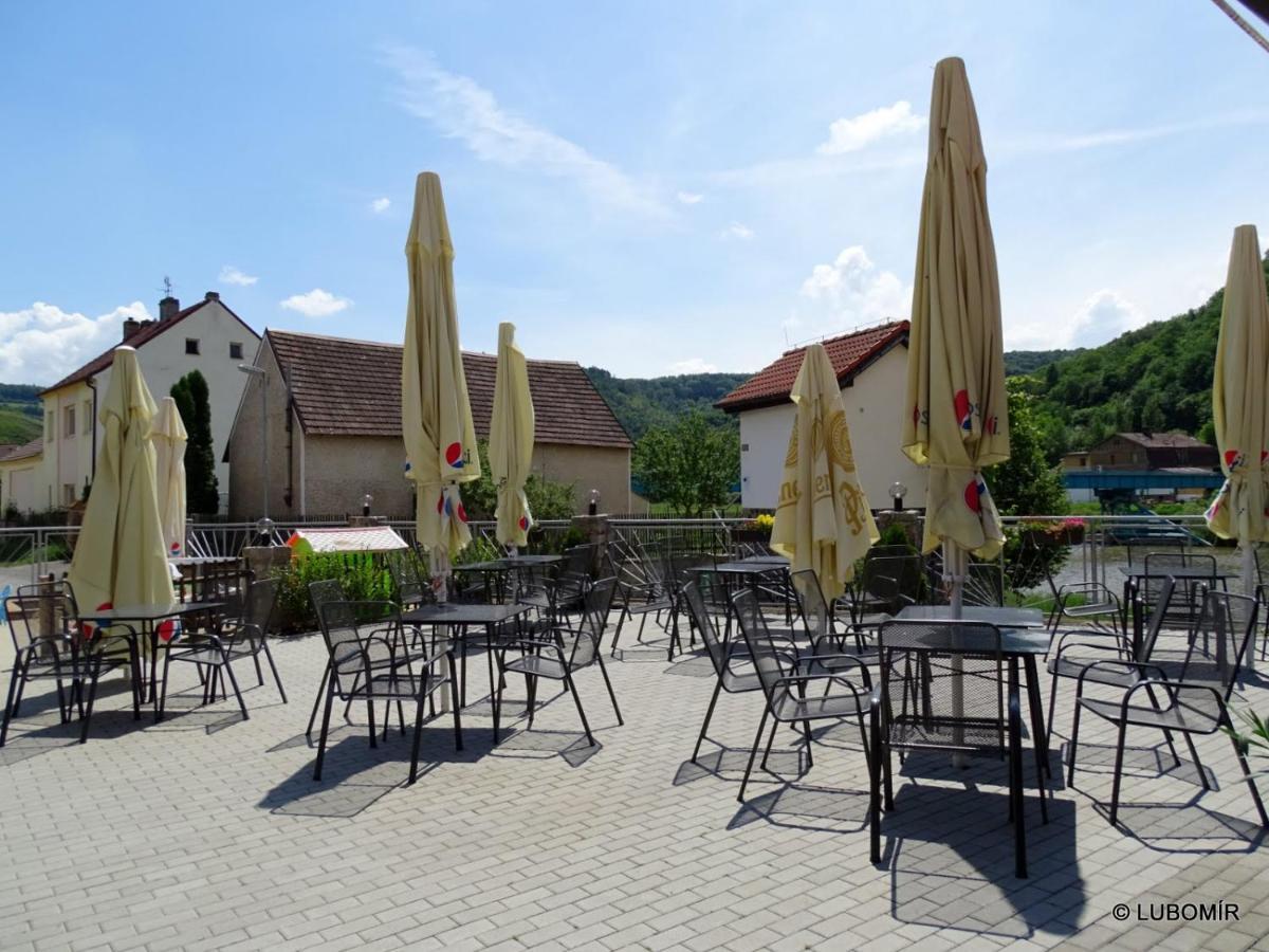Hotel U Berounky Srbsko Luaran gambar